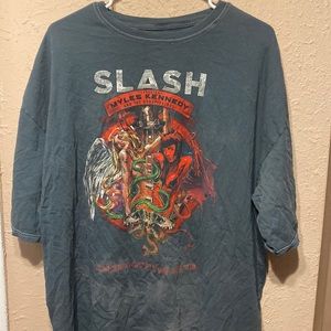 Men’s “Slash” Band tee
